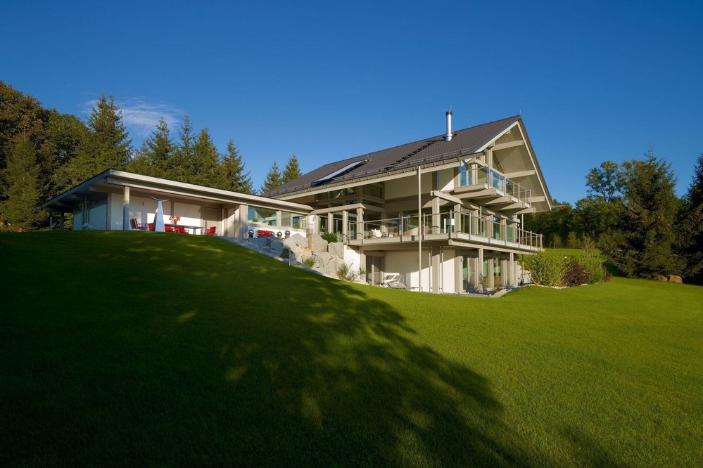Exklusives HUF HAUS in moderner Fachwerkbauweise Timber Frame House